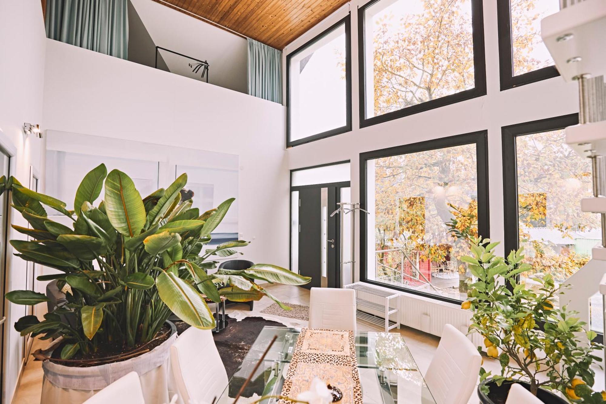 Bildstein'S "Kathmandu" Apartment Langenfeld  Ngoại thất bức ảnh